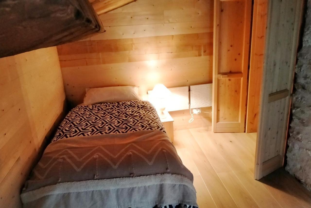 Maison En Pierre 피아스트라 외부 사진